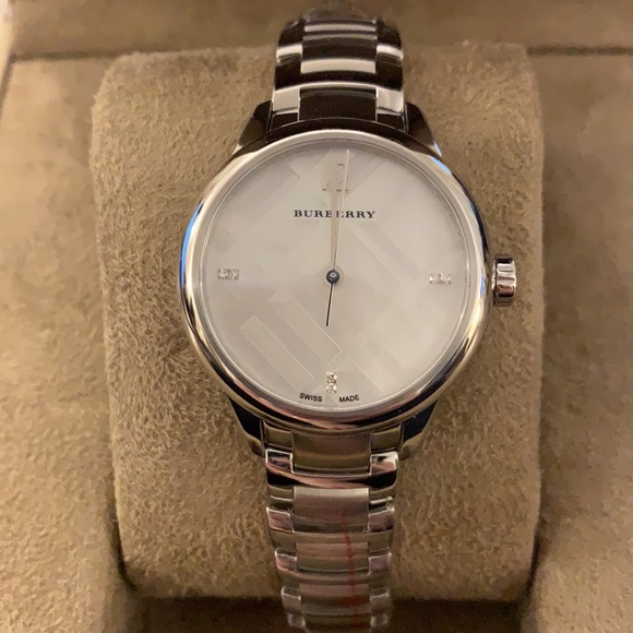 Burberry The City Silver Dial Stainless Steel main image 6